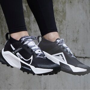 Nike Zigama Zoom X Women’s size 8